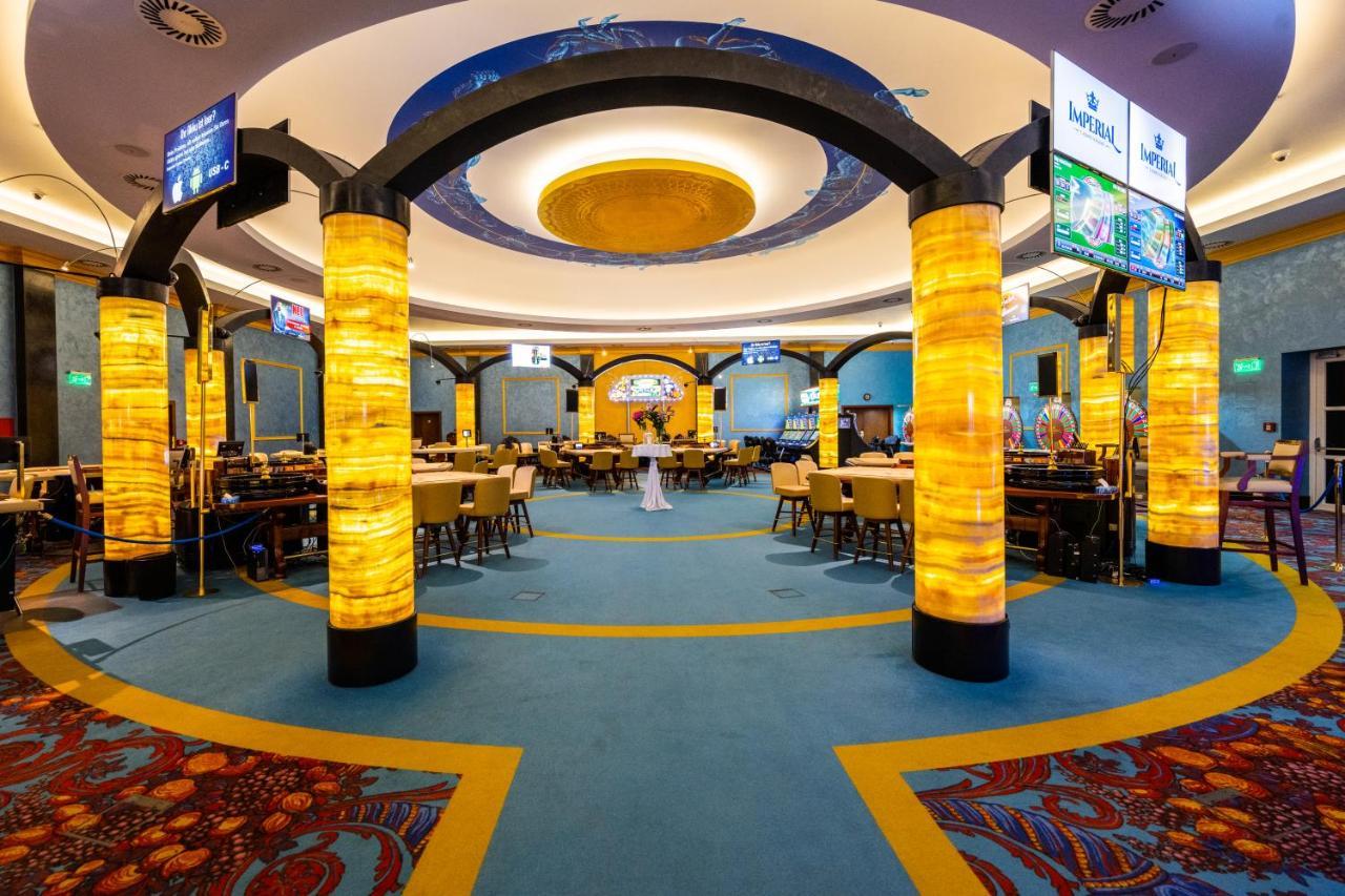 Imperial Casino Strazny Hotel Eksteriør billede