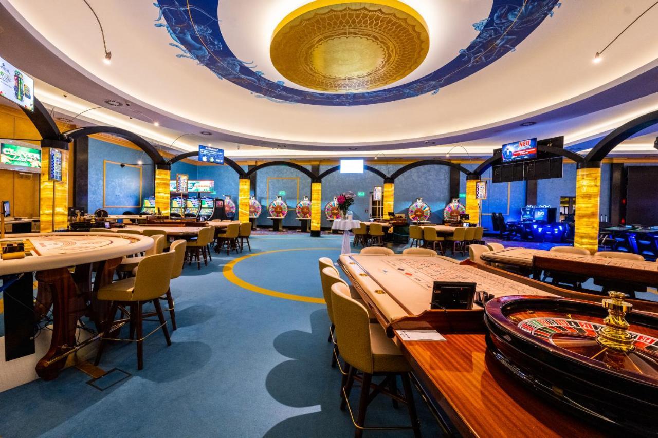 Imperial Casino Strazny Hotel Eksteriør billede