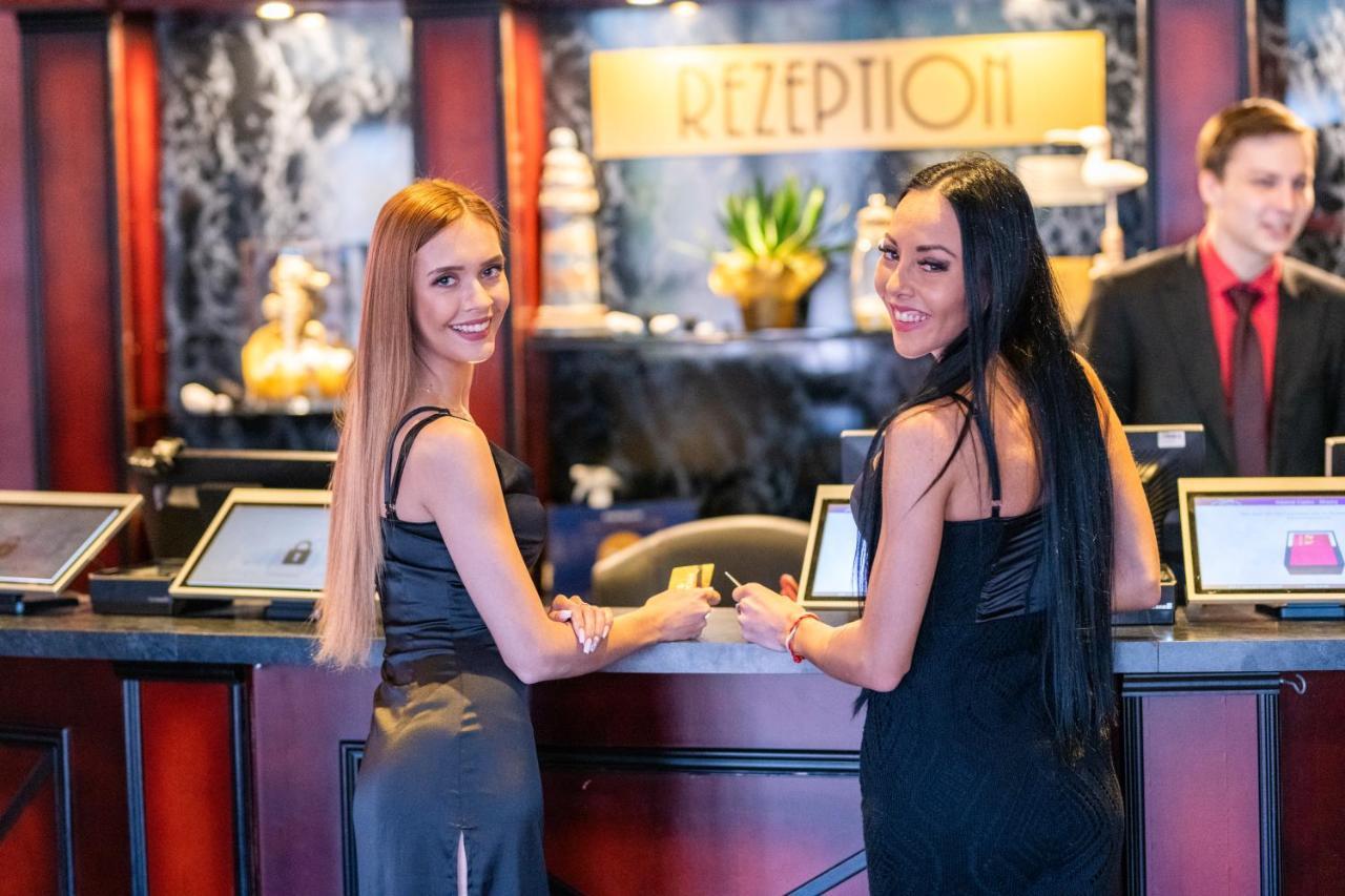 Imperial Casino Strazny Hotel Eksteriør billede